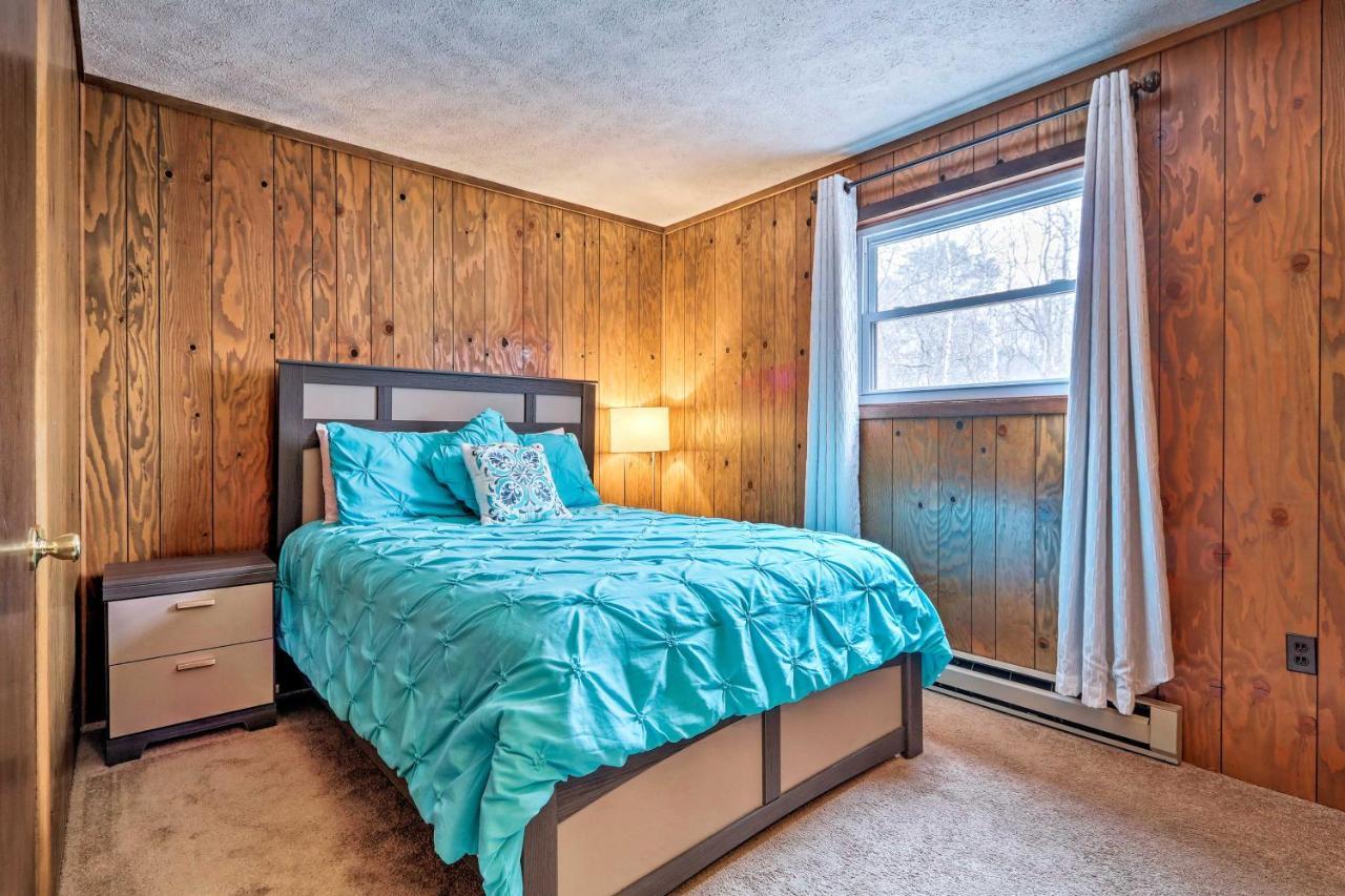 Quiet Poconos Getaway 23 Mi To Camelback Mountain Villa Albrightsville ภายนอก รูปภาพ